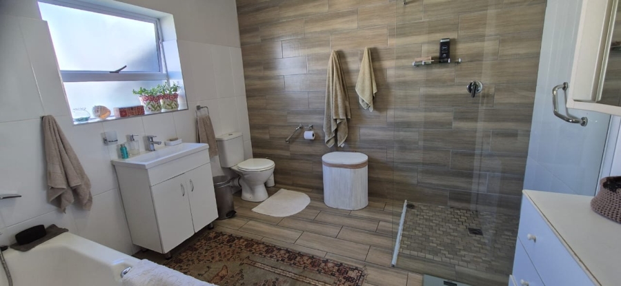 4 Bedroom Property for Sale in Mount Croix Eastern Cape